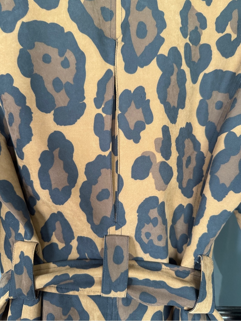 INC International Concepts Tan and Black Leopard Long Sleeve Belted Jacket - Picture 5 of 6